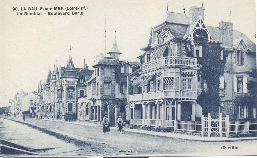 (44 - Loire Atlantique) La Baule - Le Remblai - Boulevard Darlu