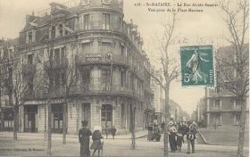 (44 - Loire Atlantique) Saint Nazaire - La rue Alcide Benoist, vue prise de la place Marceau