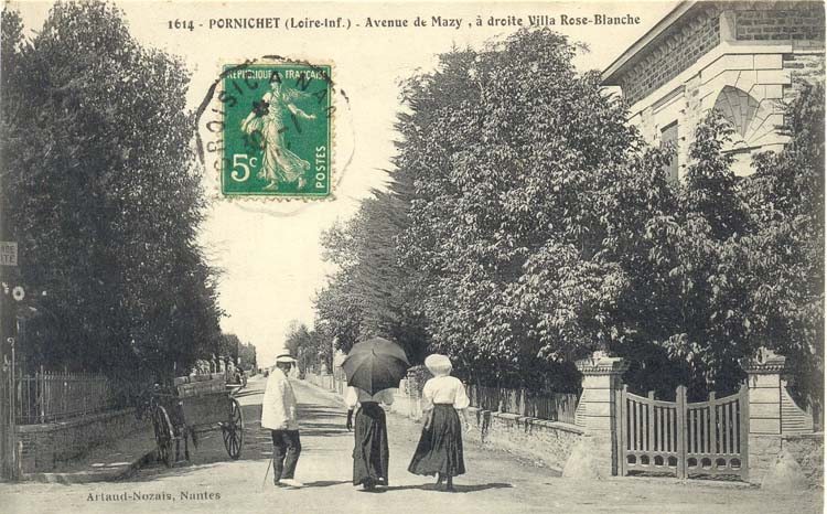 (44 - Loire Atlantique) Pornichet - Avenue de Mazy, à droite Villa Rose-Blanche