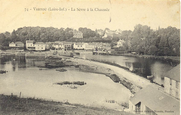(44 - Loire Atlantique) Vertou - La Sèvre à la chaussée